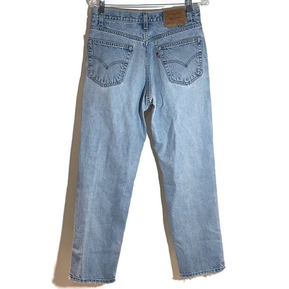 Levi’s Light Wash Denim Jeans